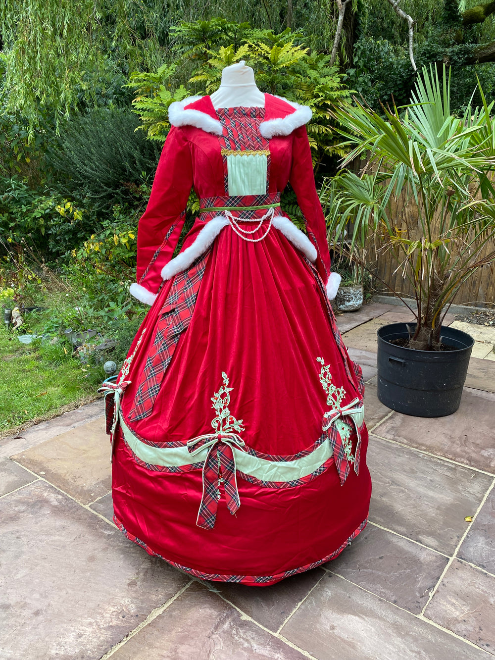 Mrs Santa Claus Christmas Dress – TwirlingDresses
