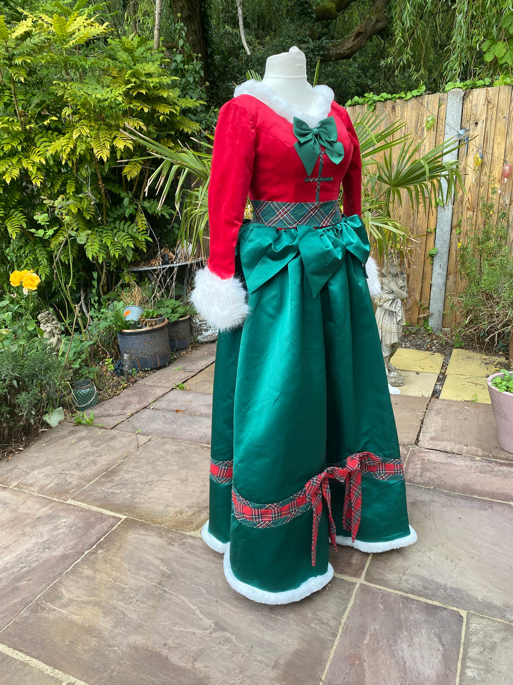 elf dress christmas Christmas Elf outfit with bells Christmas Elf dress Pageant red green girls dress Birthday Party Holiday Christmas OOC Fun Fashion dress