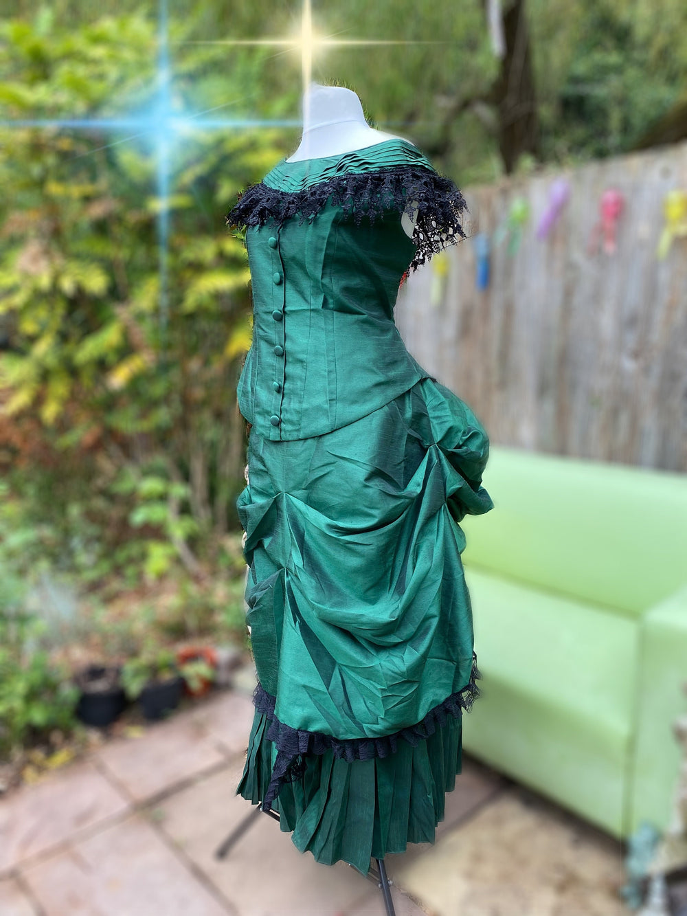 Green Victorian dress,  taffeta Victorian dress, bustle dress, Victorian bustle dress, bustle era dress, Victoriana