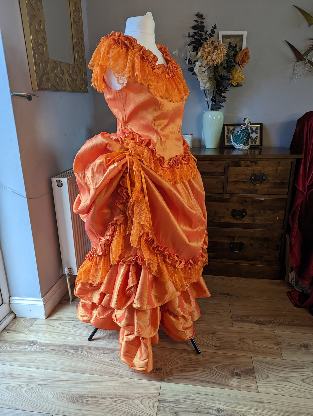 orange victorian dress Victorian Retro Tudor Dress Costume Women's Orange Baroque Masquerade Ball Gowns Ruffles Trumpet Half Sleeves Victorian Era Clothing Retro Tudor Dress