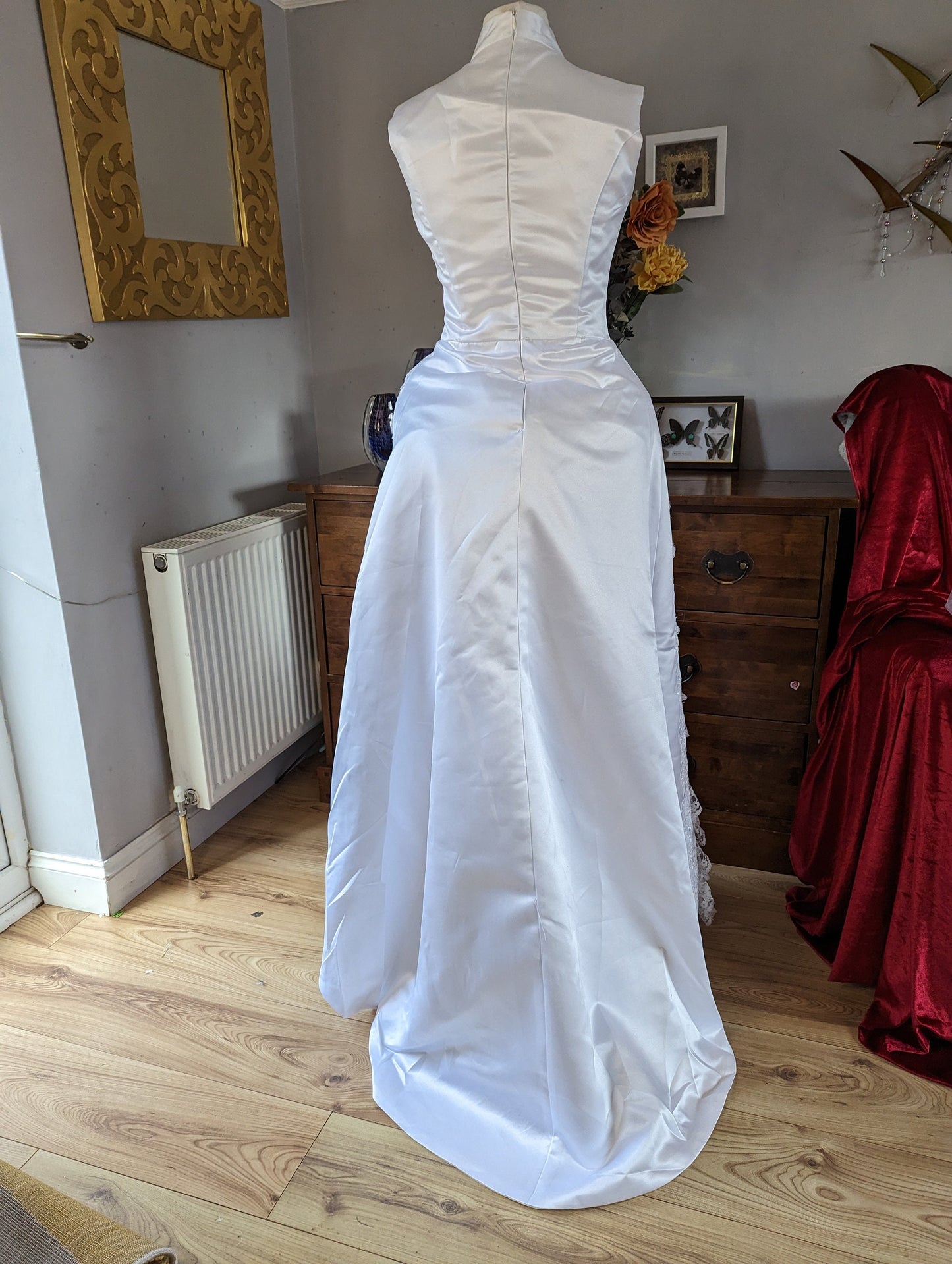 White Victorian Bustle Dress, Victorian costume, white Bustle dress, V – TwirlingDresses White Victorian Bustle Dress, Victorian costume, white Bustle dress, V – TwirlingDresses