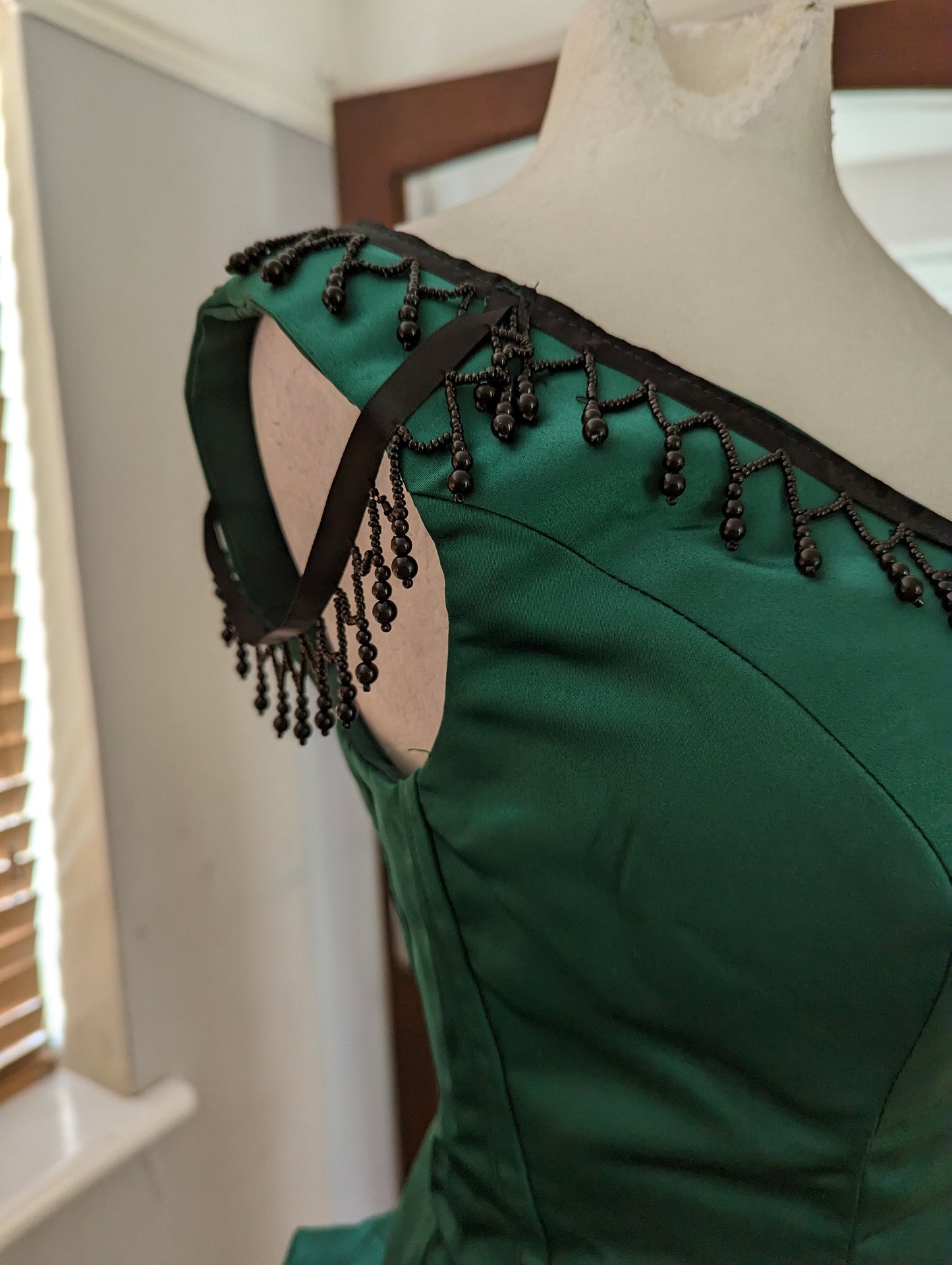 
                  
                    Ready Made Emerald Green Victorian Dress,Bustle Dress, Victorian Era costume, Victorian dress, Victorian ball gown, Victorian style dress
                  
                