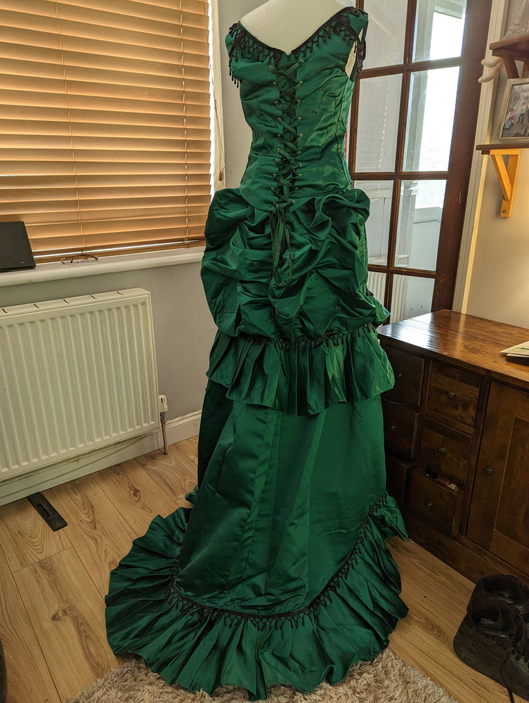 
                  
                    Ready Made Emerald Green Victorian Dress,Bustle Dress, Victorian Era costume, Victorian dress, Victorian ball gown, Victorian style dress
                  
                