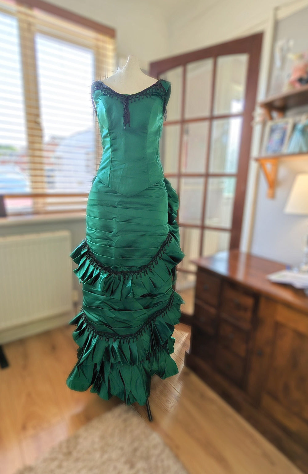 Emerald Green Victorian Dress,Bustle Dress, Victorian Era costume, Vic – TwirlingDresses