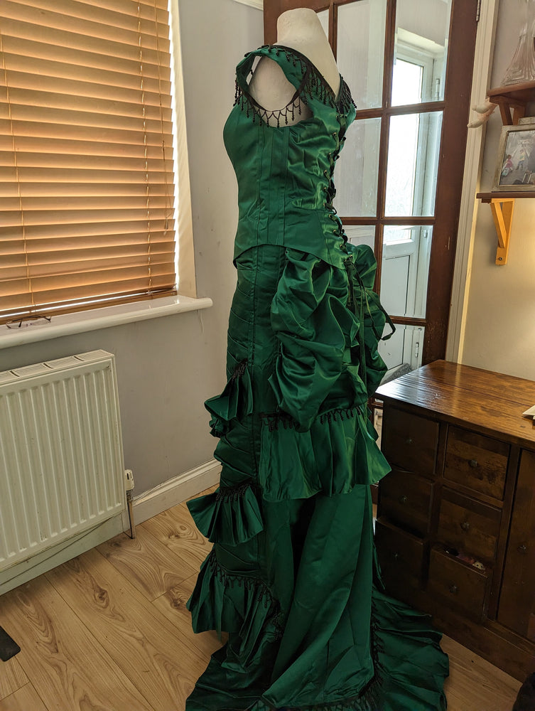 
                  
                    Ready Made Emerald Green Victorian Dress,Bustle Dress, Victorian Era costume, Victorian dress, Victorian ball gown, Victorian style dress
                  
                